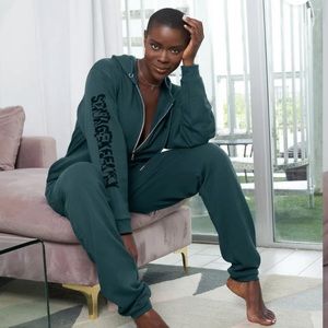 BRAND NEW WITH TAGS SAVAGE X FENTY JUMPSUIT